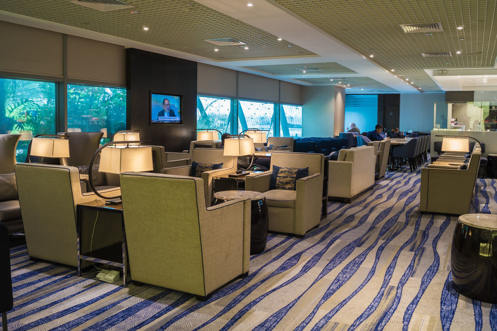 Отель Ambassador Transit Lounge Terminal 3 Сингапур Экстерьер фото
